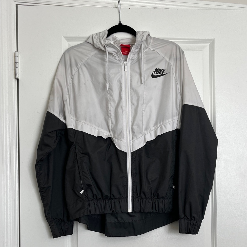 Nike Colorblock Hooded Windbreaker - White & Black